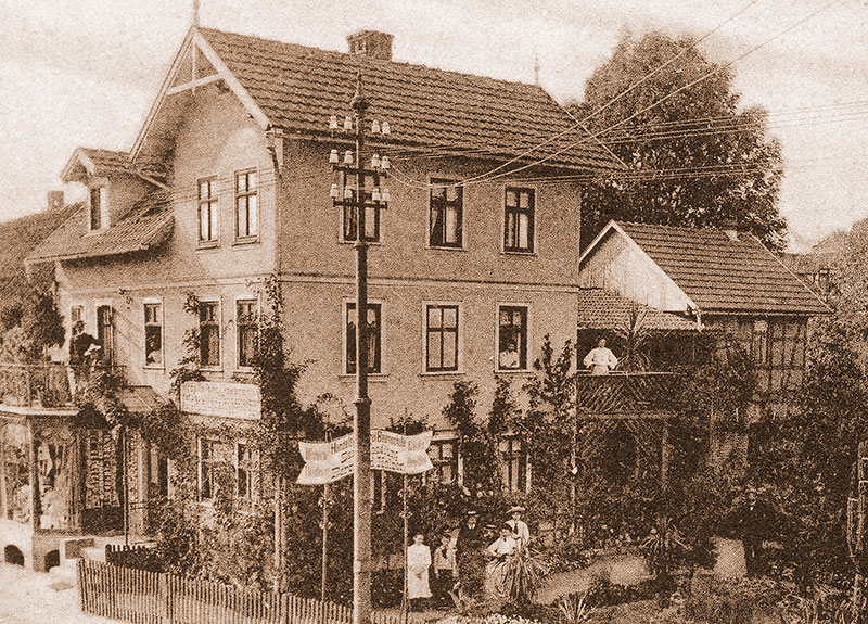 vor-1900_Haupteingang